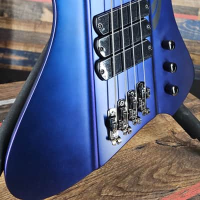 Dingwall D-Roc Standard 4 2024 - Colorshift Blue-Purple image 7