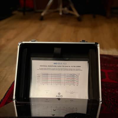 AKG C414 XLII Large Diaphragm Multipattern Condenser Microphone 2010s - Black image 4