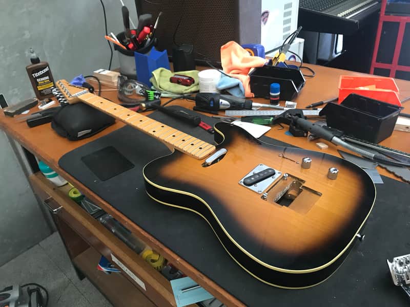 Kramer Classic III 1986 Sunburst image 1