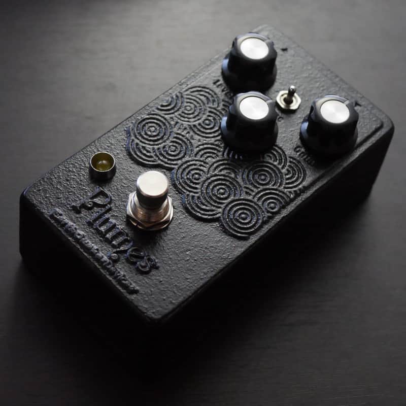 EarthQuaker Devices Plumes 限定Black EarthQuaker Devices Plumes - KGR Cast Iron - Limited Edition | Reverb