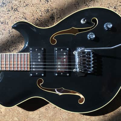 Yamaha CV 820 WB Wes Borland Signature Semihollow black image 2