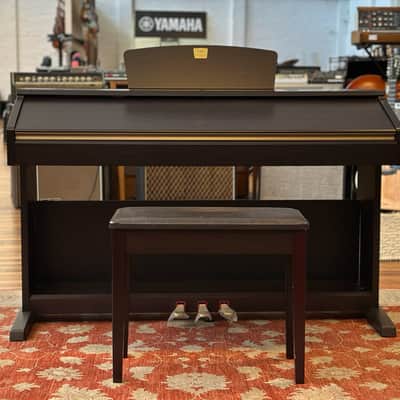 YAMAHA Clavinova CVP-401 Digital Piano/Arranger image 4