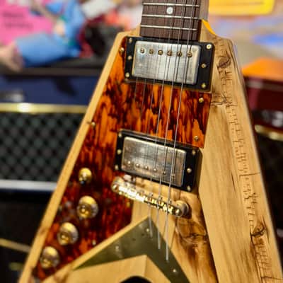 Black Volt Veronica “ Hollywood Bowl “ Alaskan Yellow Cedar Top - Sequoia - African Mahogany  ( Unique Piece in The World Lefty) 2025 - Natural image 6