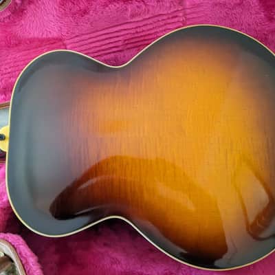 Gibson L5 archtop guitar, sunburst, 1947 image 11