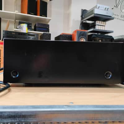 Accuphase E 205 - Black image 5