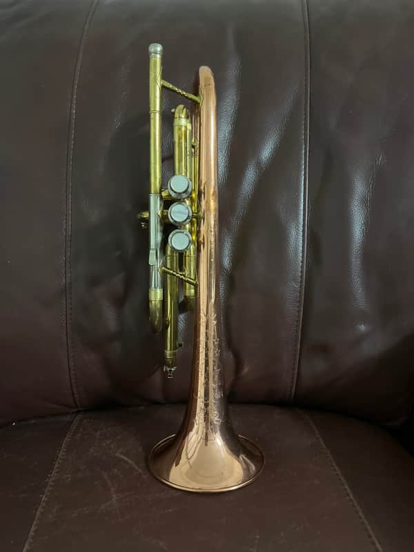 激レア Cornet コート Pre-Owned Getzen 800DLX Eterna Bb Cornet in Clear Lacquer UCOR
