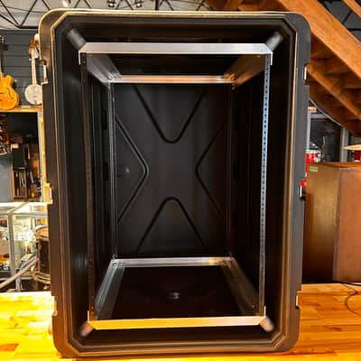 SKB rSeries 16U 20-Inch Deep Shock Rack for local pickup only at our shop in Milwaukee image 4