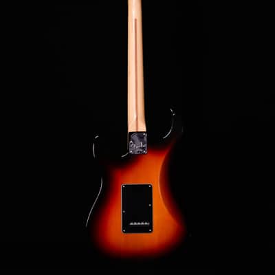 Fender American Deluxe Stratocaster, 3 Color Sunburst, 2005 - USED image 7