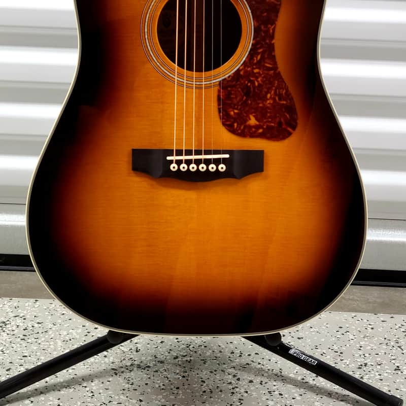 Guild D-140CE Antique Burst