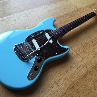 Fender Mustang '69 Reissue MIJ  Sonic Blue image 5