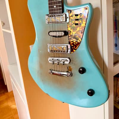 ABCO Bluey 2022 - Light Blue Sparkle Burst image 4