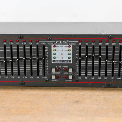 Peavey Q215FX Dual-Channel 15-Band Graphic Equalizer CG01456 image 3