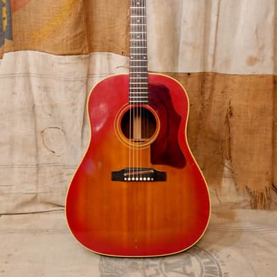 Gibson J-45 1967 - Cherry Sunburst image 1