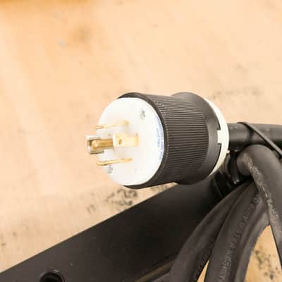 ETC SB6-10M 6 x 10A (1200W) SmartBar with Stage Pin Connectors CG014JL image 8