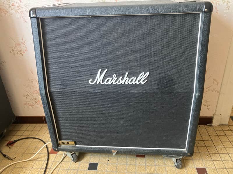 Marshall 1960A Lead 300-Watt 4x12" Angled Guitar Speaker Cabinet image 1