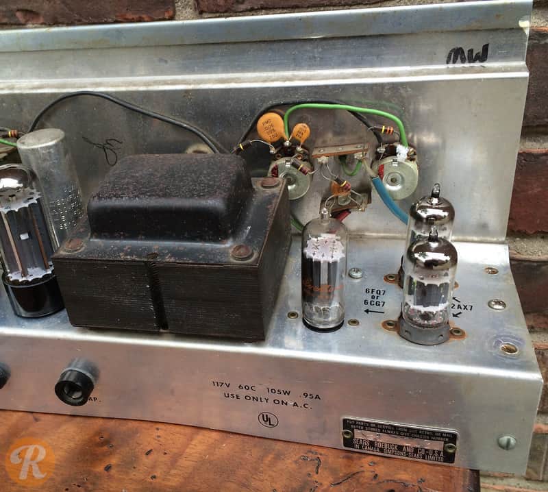 Silvertone Model 1483 23-Watt Bass / Guitar Head image 3