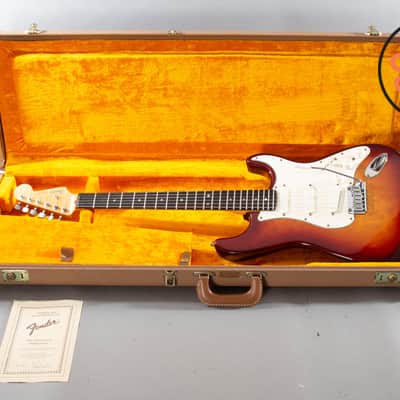 1989 Fender Custom Shop 35th Anniversary Stratocaster – #097/500, Quilt Top, Lace Sensors image 2