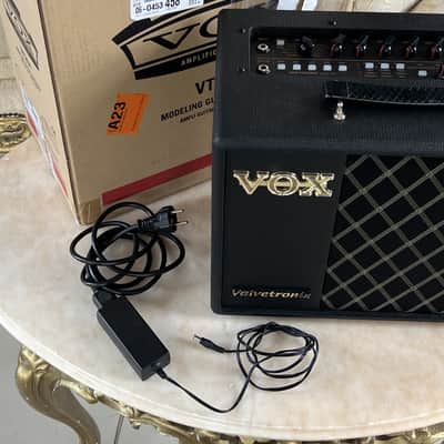 Vox VT20X 20-Watt 1x8" Digital Modeling Guitar Combo image 8