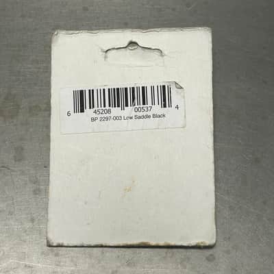 Allparts BP-2297-010 Low Profile Low 1 or 6 Saddle image 2