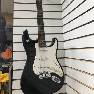 Fernandes Ravelle Steeler Black Seymour Duncan Pickups | Reverb