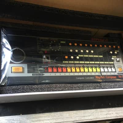 Roland TR-08 Boutique  Rhythm Performer Drum Machine  TR 08 /808 New  //ARMENS//