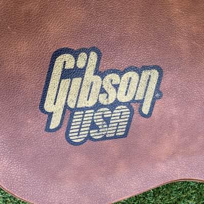 1997 Gibson TKL Brown Tolex with pink interior and shroud Dreadnought Hardshell case image 4