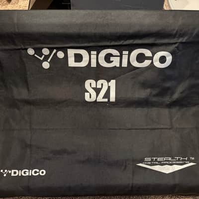DiGiCo S21 Digital Mixing Console with 60 Channel/24 Aux Software Upgrade image 2