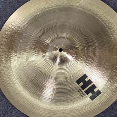 Used Sabian HH Chinese Cymbal 18" 1295 grams - Very Good image 2