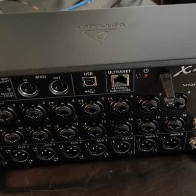 Behringer X Air XR18 - Bundle image 3