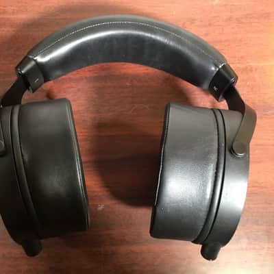 Monoprice Monolith M1070 Planar Magnetic Headphones image 11