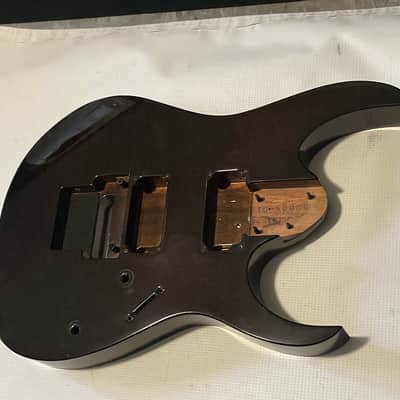 1999 Japan Fujigen Ibanez RG520QS Brown Quilt Maple Guitar Body Original Edge Tremolo Ready image 2