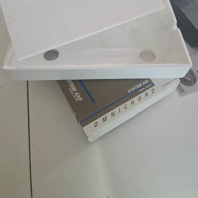 Suzuki OM-100 Omnichord - Like New w Hardcase image 13