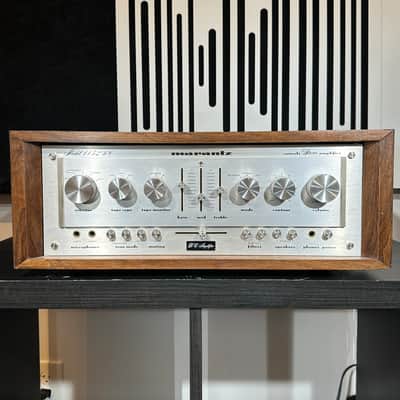 Marantz Model 1152DC 76-Watt Stereo Solid-State Integrated Amplifier 1977 - 1980 - Silver with Wood Case image 2