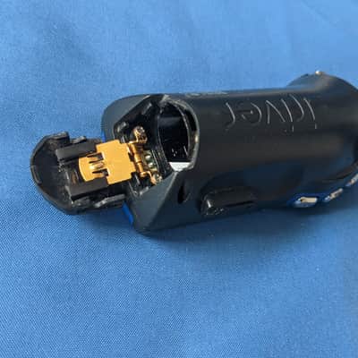 iRiver T10 1gb Blue Digital mp3 Player image 6