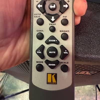 Kramer VP-731 9-Input Pro Scale Presentation Switcher/Scaler with remote image 17