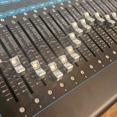 Allen & Heath QU-24 image 2