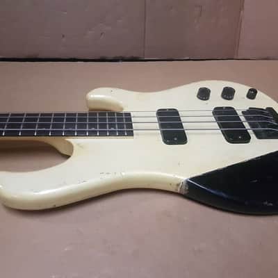 1987 GIBSON BASS IV - made in USA - THUNDERBIRD PICKUPS image 10