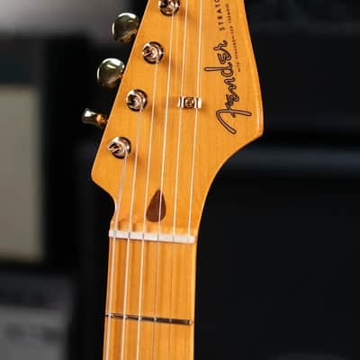 Fender Limited Edition Vintera III Late '50s Stratocaster Electric Guitar - White Blonde with Gig Bag image 5