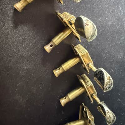 (6) Vintage Kluson "Deluxe" "double-row" tuners,  gold-plated round buttons, circa 1964, image 6