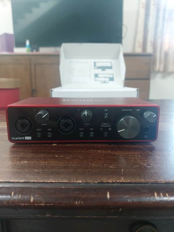 Focusrite Scarlett 2i2 3rd Gen USB Audio Interface 2019 - Present - Red / Black image 1