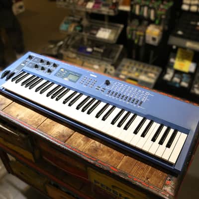 Yamaha CS1x Control Synthesizer 1996 - Blue