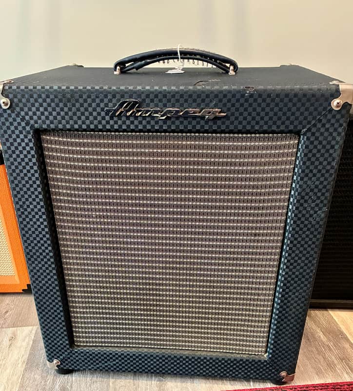 Ampeg Rocket Bass Model B-100R 100-Watt 1x15" Bass Combo