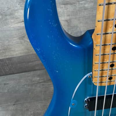 Ernie Ball Music Man Sabre Bass 1988 Blueburst image 7
