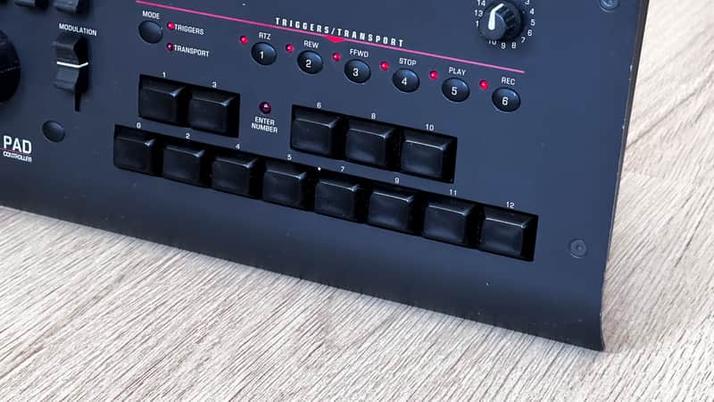 E-mu Launch Pad 7777 // Rare vintage programmer controller for