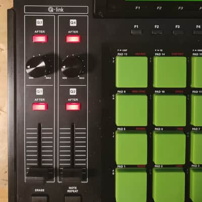 Akai MPC2500 Music Production Center 2005 - 2013 - Black image 6