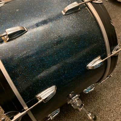 Ludwig No. 987 "Super Beat" Outfit 9x13 / 16x16 / 14x20" Drum Set with Keystone Badges - Blue Sparkle image 10