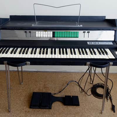 RMI 668 Stereo Electra Piano and Rock-Si-Chord - rare top of the line model image 1