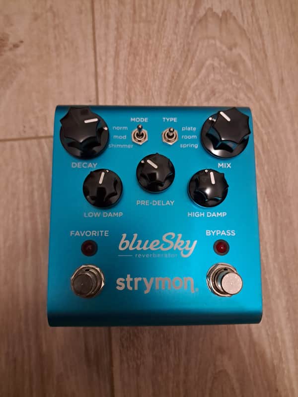 Strymon Blue Sky Reverberator V1 2010 - 2022 - Blue image 1