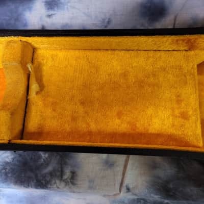 Vintage RARE 1965 Gibson or Martin Victoria Hard Shell Guitar Case 15 Inch Black Gold image 12