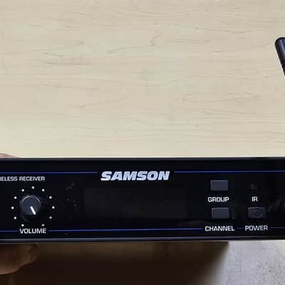Samson Concert 99 Frequency-Agile UHF Wireless Guitar System - D Band (542–566 MHz) 2010s - Black image 3